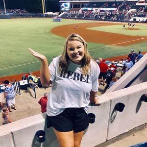 Meet your Posher, Brady